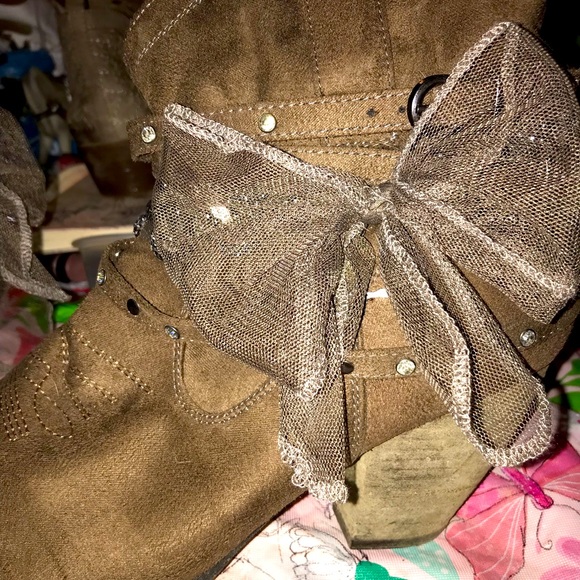 Decorated booties brown - Picture 4 of 6